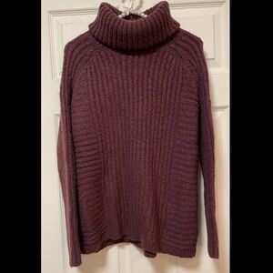 Simply Vera Wang Size Small Purple Ribbed Tunic Sweater Turtleneck/Cowl Warm EUC
